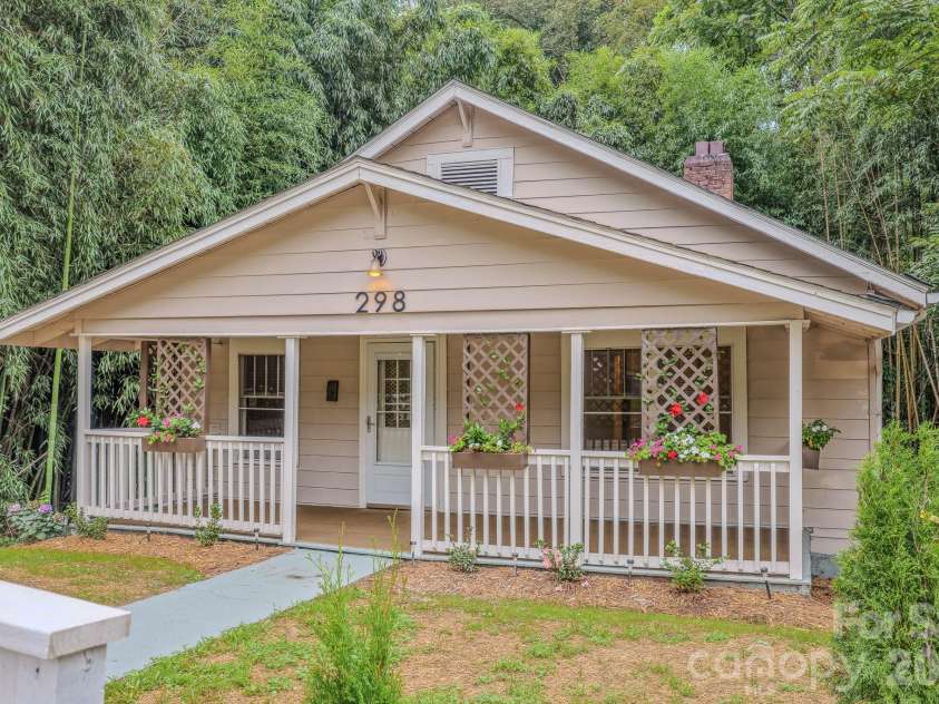 298 State Street, Asheville, NC 28806.  MLS# CAR4416453, YatesRealty ID 46180. 