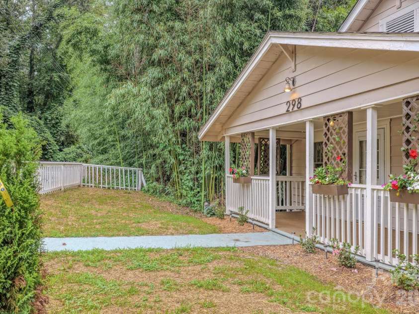 298 State Street, Asheville, NC 28806.  MLS# CAR4416453, YatesRealty ID 46180. 