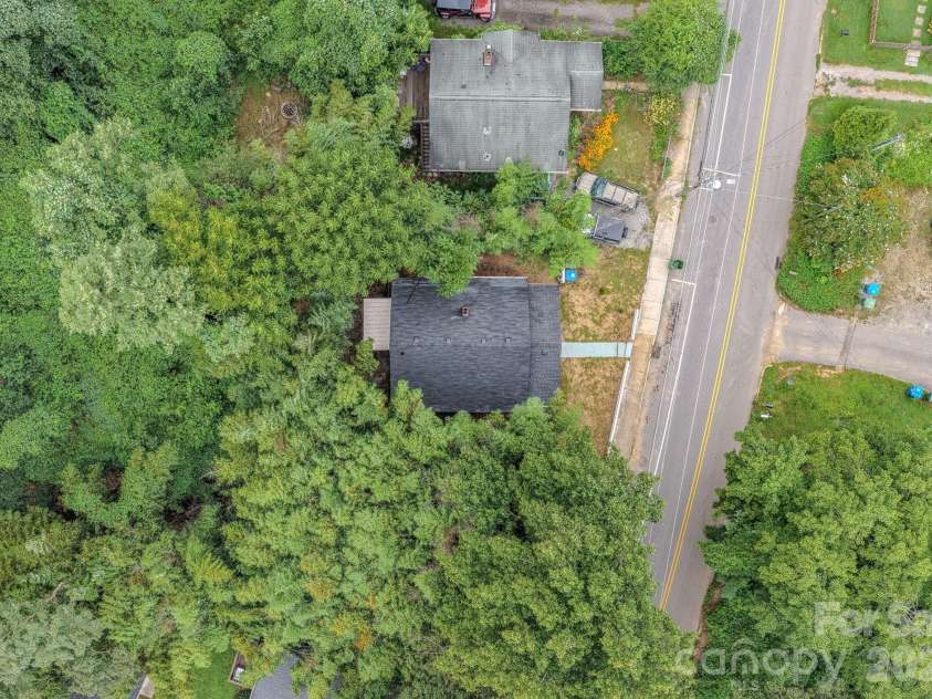298 State Street, Asheville, NC 28806.  MLS# CAR4416453, YatesRealty ID 46180. 