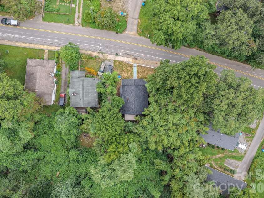 298 State Street, Asheville, NC 28806.  MLS# CAR4416453, YatesRealty ID 46180. 