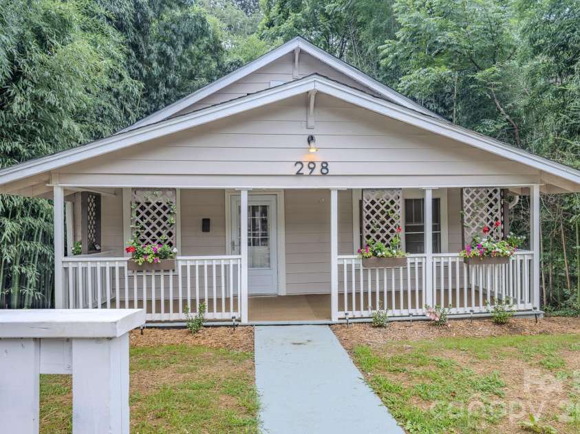 298 State Street, Asheville, NC 28806.  MLS# CAR4416453, YatesRealty ID 46180. 