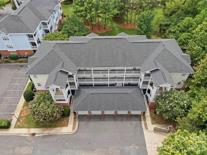 8751 Coralbell Lane, Charlotte, NC 28213.  MLS# CAR4413082, YatesRealty ID 46182. 