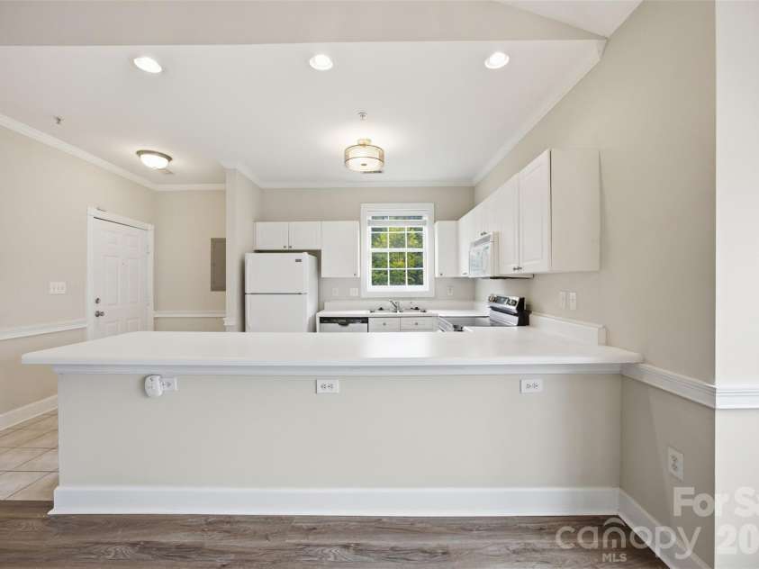 8751 Coralbell Lane, Charlotte, NC 28213.  MLS# CAR4413082, YatesRealty ID 46182. 