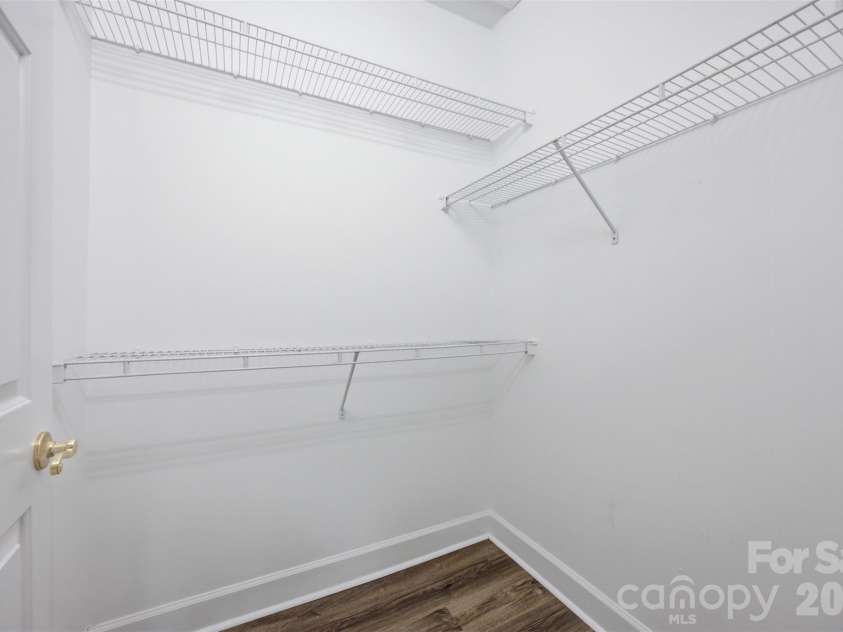 8751 Coralbell Lane, Charlotte, NC 28213.  MLS# CAR4413082, YatesRealty ID 46182. 