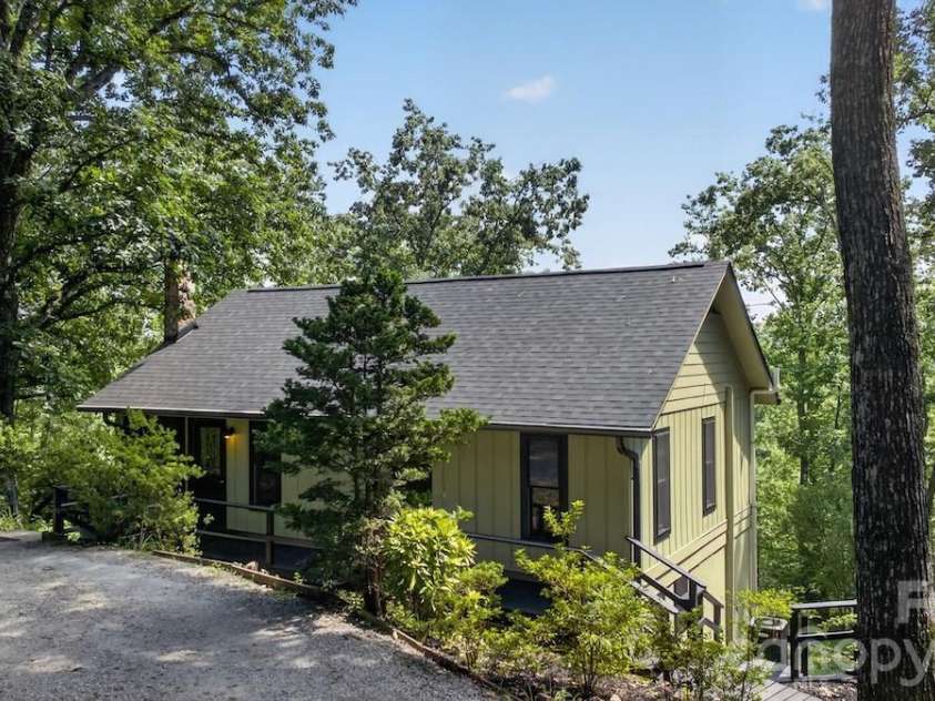 187 Caledonia Road, Landrum, SC 29356.  MLS# CAR4417310, YatesRealty ID 46184. 
