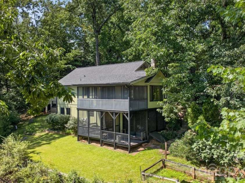 187 Caledonia Road, Landrum, SC 29356.  MLS# CAR4417310, YatesRealty ID 46184. 