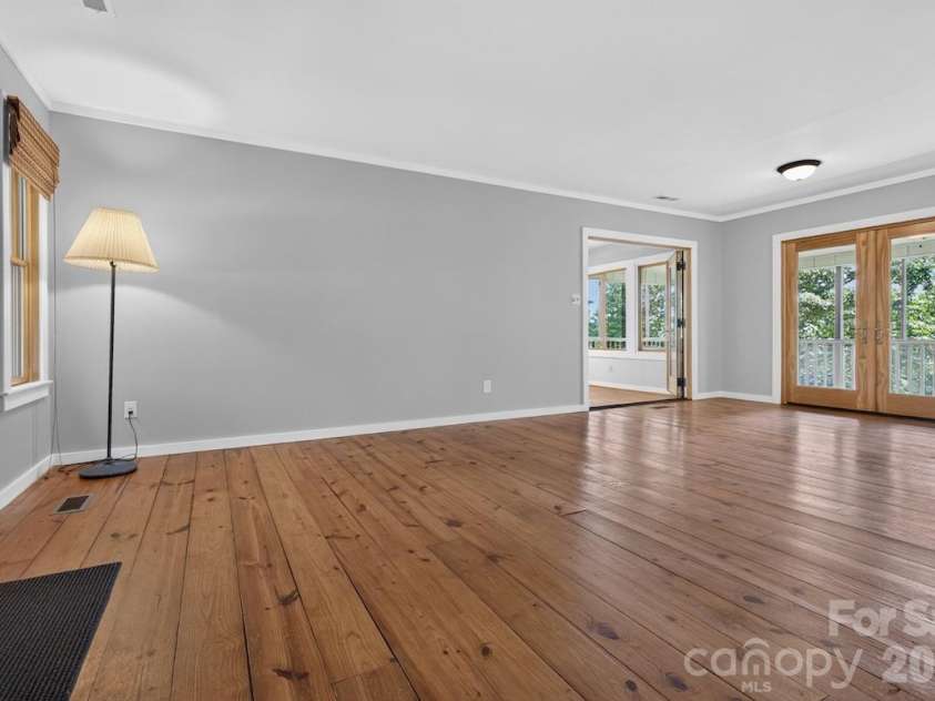 187 Caledonia Road, Landrum, SC 29356.  MLS# CAR4417310, YatesRealty ID 46184. 