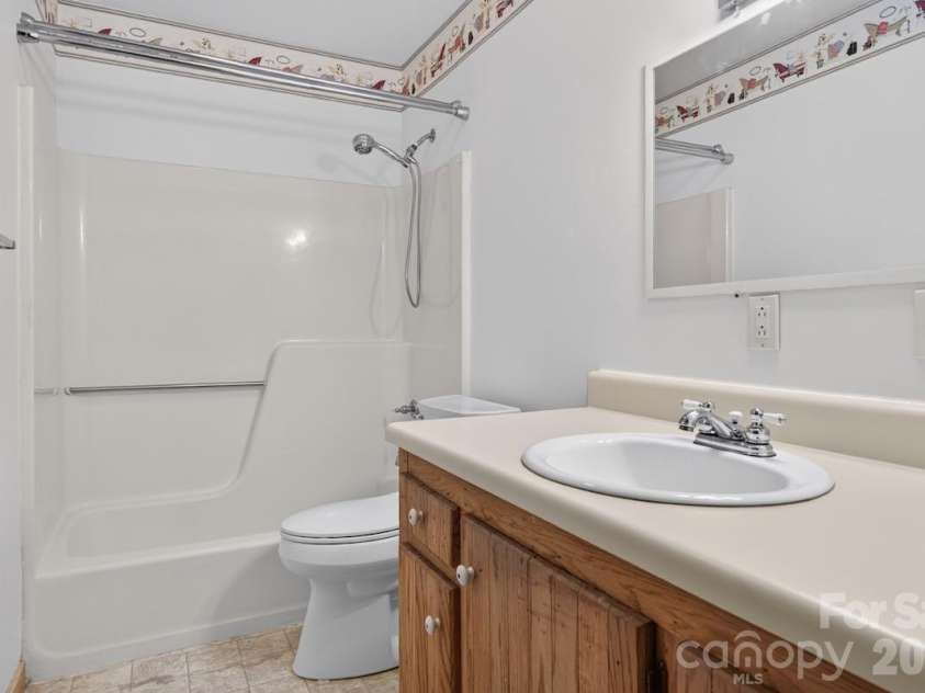 187 Caledonia Road, Landrum, SC 29356.  MLS# CAR4417310, YatesRealty ID 46184. 