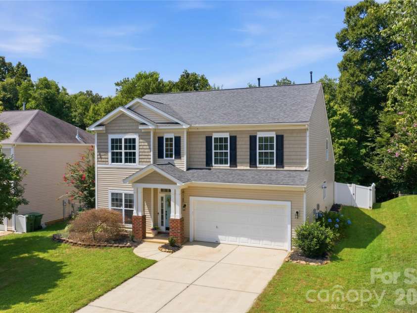 224 Morning Dew Lane, Mount Holly, NC 28120.  MLS# CAR4416799, YatesRealty ID 46185. 