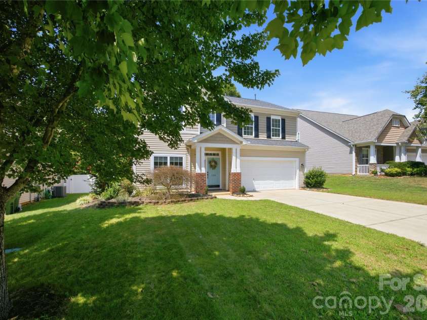 224 Morning Dew Lane, Mount Holly, NC 28120.  MLS# CAR4416799, YatesRealty ID 46185. 
