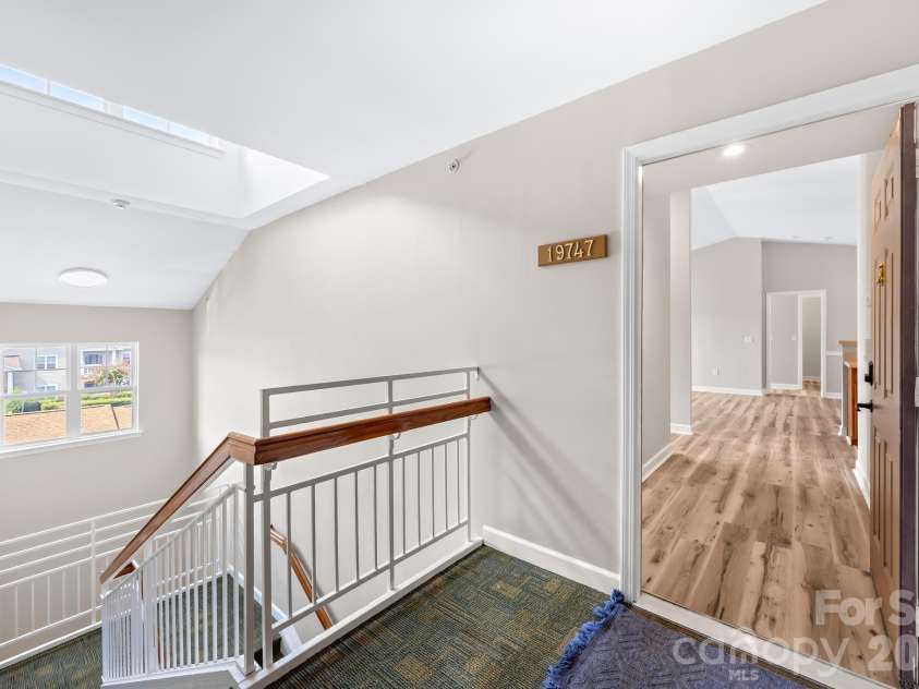 19747 Deer Valley Drive, Cornelius, NC 28031.  MLS# CAR4416876, YatesRealty ID 46186. 