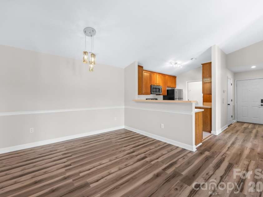 19747 Deer Valley Drive, Cornelius, NC 28031.  MLS# CAR4416876, YatesRealty ID 46186. 