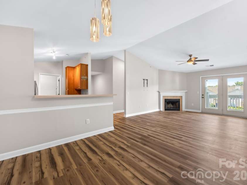 19747 Deer Valley Drive, Cornelius, NC 28031.  MLS# CAR4416876, YatesRealty ID 46186. 