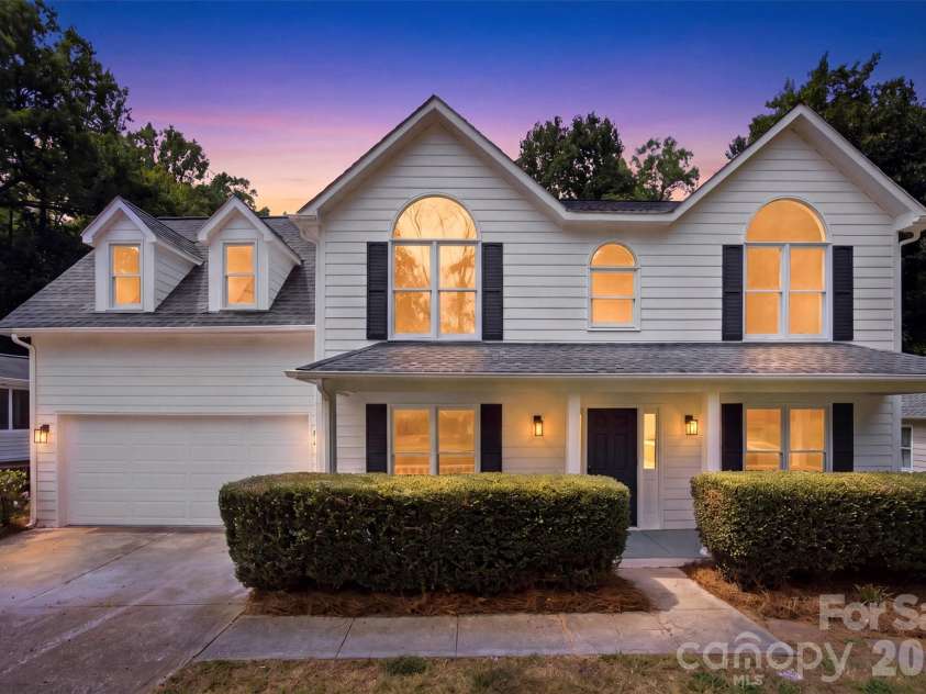 7241 Mcteal Place, Charlotte, NC 28262.  MLS# CAR4416616, YatesRealty ID 46187. 