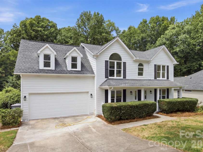 7241 Mcteal Place, Charlotte, NC 28262.  MLS# CAR4416616, YatesRealty ID 46187. 