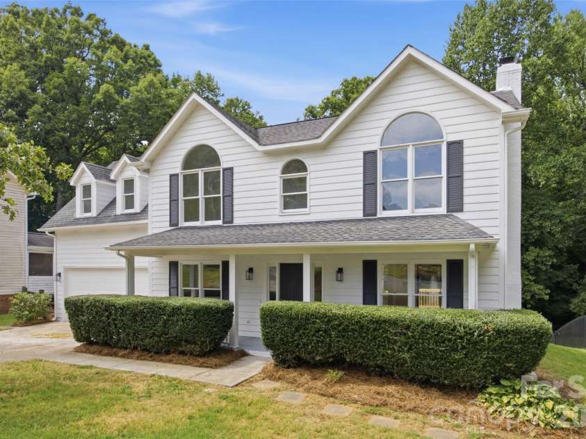 7241 Mcteal Place, Charlotte, NC 28262.  MLS# CAR4416616, YatesRealty ID 46187. 