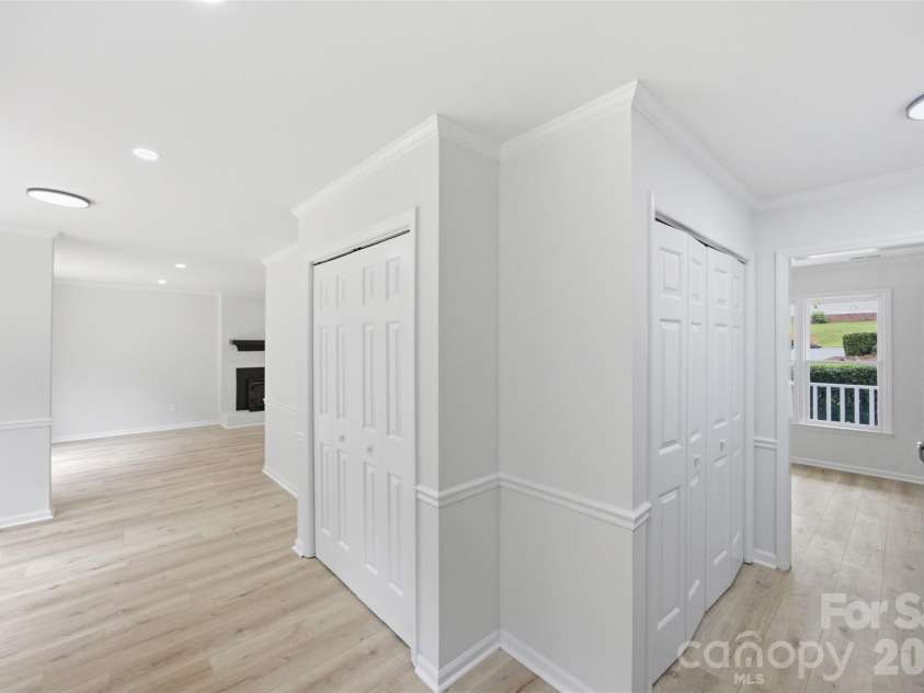 7241 Mcteal Place, Charlotte, NC 28262.  MLS# CAR4416616, YatesRealty ID 46187. 