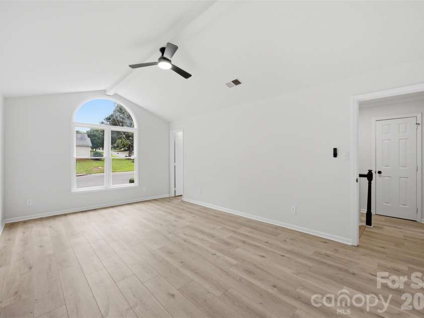 7241 Mcteal Place, Charlotte, NC 28262.  MLS# CAR4416616, YatesRealty ID 46187. 