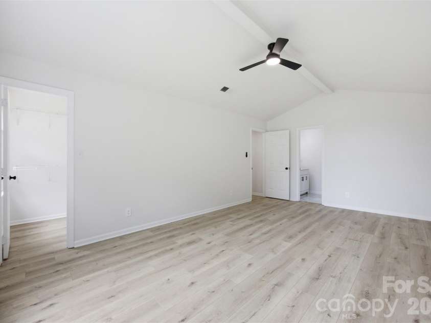 7241 Mcteal Place, Charlotte, NC 28262.  MLS# CAR4416616, YatesRealty ID 46187. 