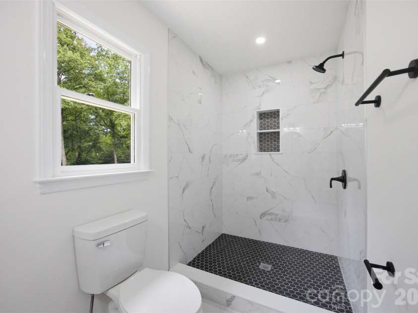 7241 Mcteal Place, Charlotte, NC 28262.  MLS# CAR4416616, YatesRealty ID 46187. 