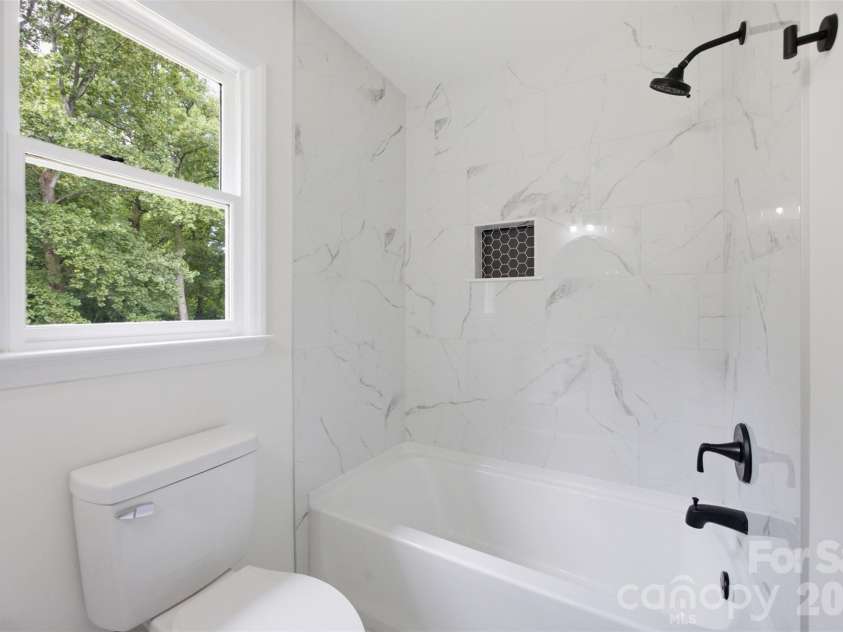 7241 Mcteal Place, Charlotte, NC 28262.  MLS# CAR4416616, YatesRealty ID 46187. 