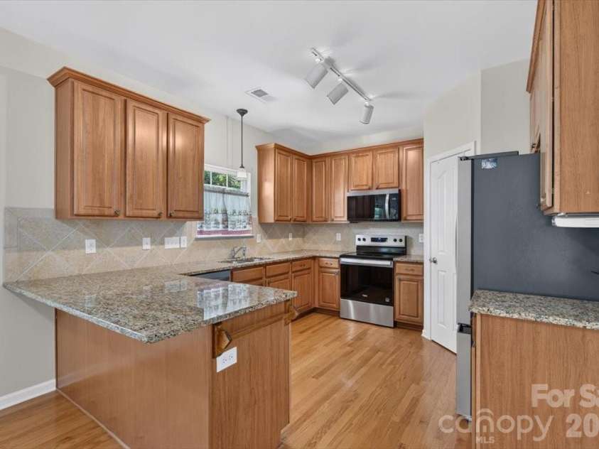 3658 Travertine Drive, Lancaster, SC 29720.  MLS# CAR4416943, YatesRealty ID 46188. 