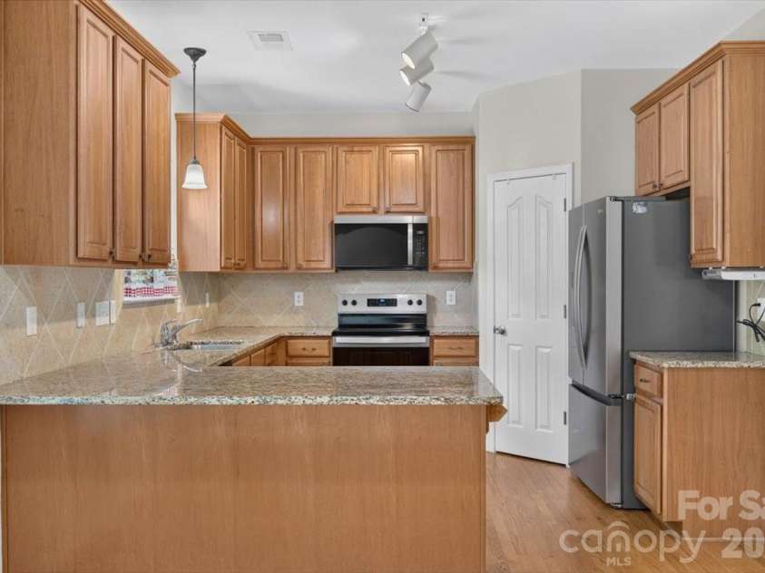 3658 Travertine Drive, Lancaster, SC 29720.  MLS# CAR4416943, YatesRealty ID 46188. 
