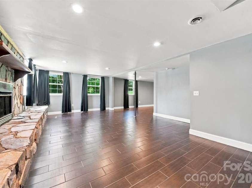 4662 Granada Hills Drive, Granite Falls, NC 28630.  MLS# CAR4416973, YatesRealty ID 46189. 