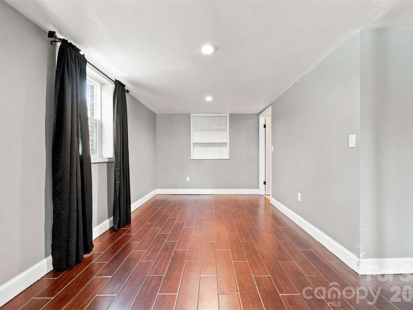 4662 Granada Hills Drive, Granite Falls, NC 28630.  MLS# CAR4416973, YatesRealty ID 46189. 