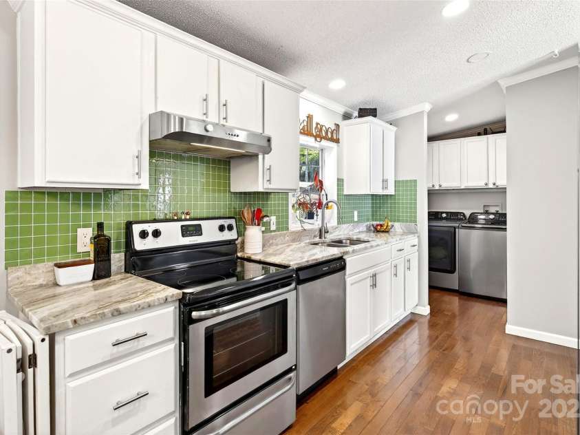 157 Blue Bird Meadows Drive, Nebo, NC 28761.  MLS# CAR4312209, YatesRealty ID 4619. 