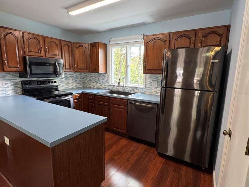365 Trout Brook Loop, Newland, NC 28657.  MLS# CAR4359002, YatesRealty ID 4619. Kitchen