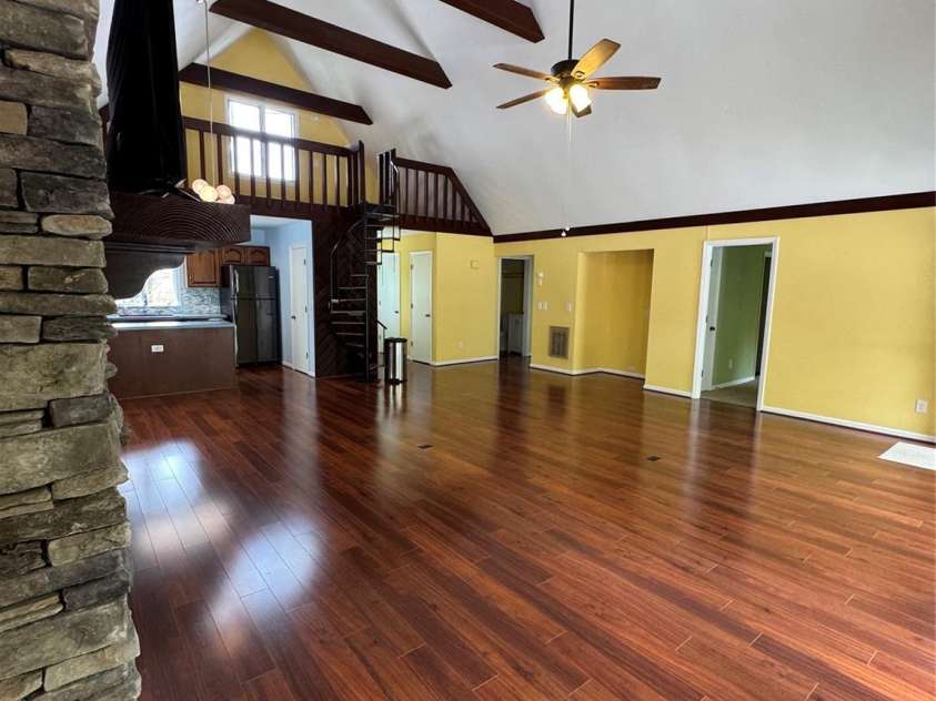 365 Trout Brook Loop, Newland, NC 28657.  MLS# CAR4359002, YatesRealty ID 4619. Living Room