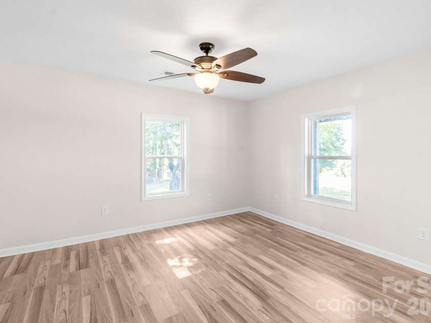 500 Gregory Road, Jefferson, SC 29718.  MLS# CAR4416987, YatesRealty ID 46190. 