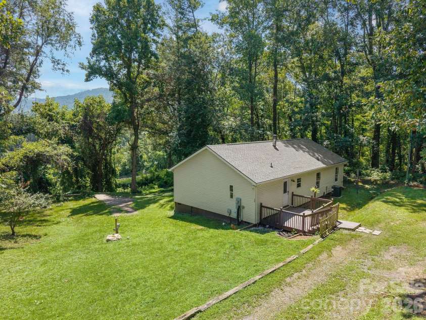 195 Shiloh Road, Asheville, NC 28803.  MLS# CAR4416952, YatesRealty ID 46192. 