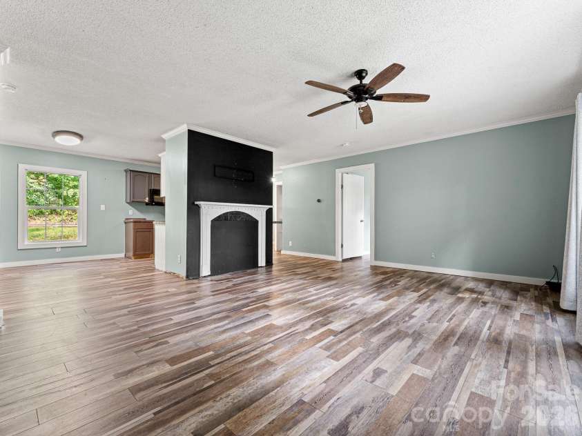 195 Shiloh Road, Asheville, NC 28803.  MLS# CAR4416952, YatesRealty ID 46192. 