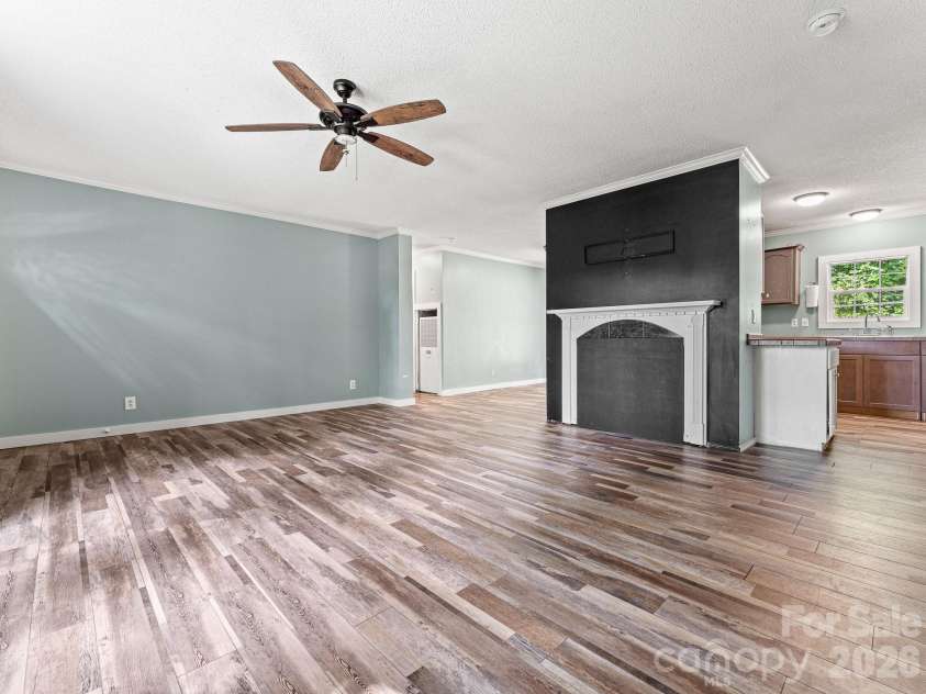 195 Shiloh Road, Asheville, NC 28803.  MLS# CAR4416952, YatesRealty ID 46192. 
