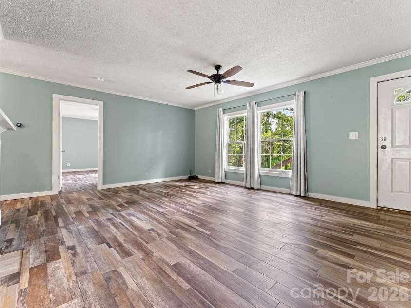 195 Shiloh Road, Asheville, NC 28803.  MLS# CAR4416952, YatesRealty ID 46192. 