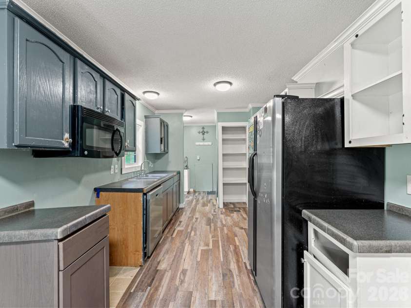 195 Shiloh Road, Asheville, NC 28803.  MLS# CAR4416952, YatesRealty ID 46192. 
