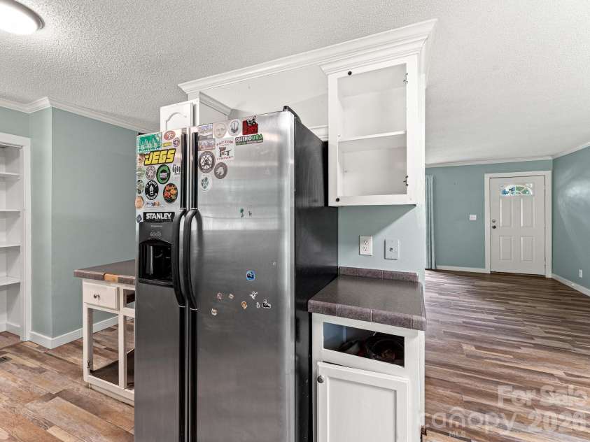 195 Shiloh Road, Asheville, NC 28803.  MLS# CAR4416952, YatesRealty ID 46192. 