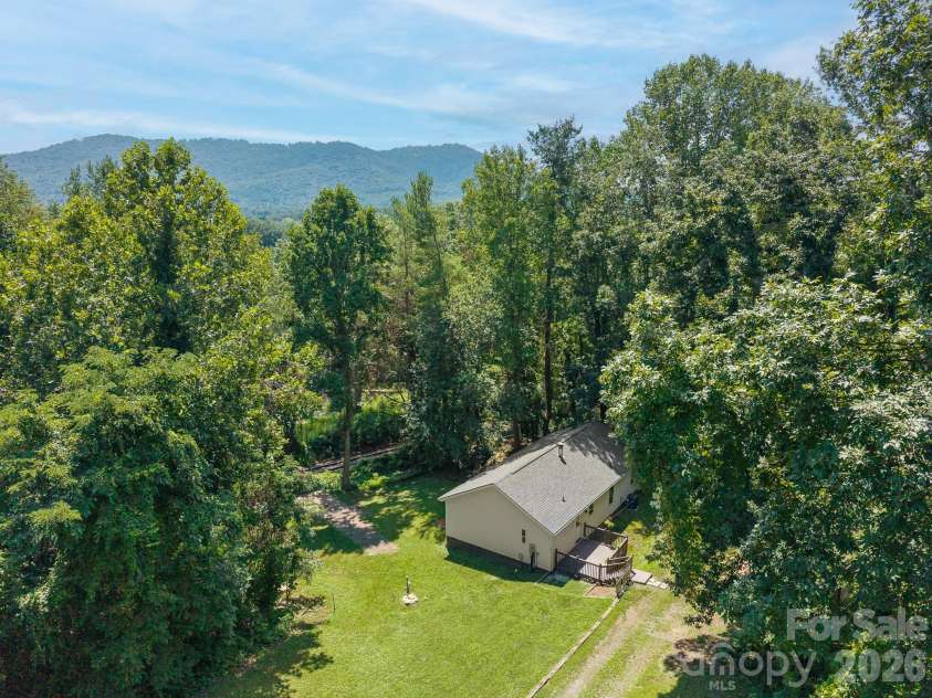 195 Shiloh Road, Asheville, NC 28803.  MLS# CAR4416952, YatesRealty ID 46192. 