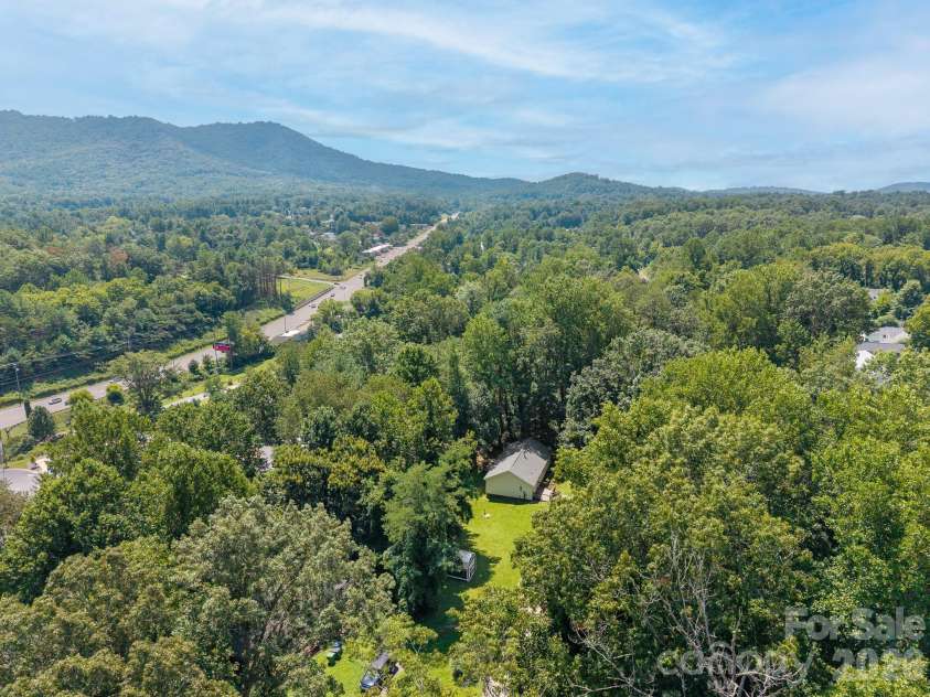 195 Shiloh Road, Asheville, NC 28803.  MLS# CAR4416952, YatesRealty ID 46192. 