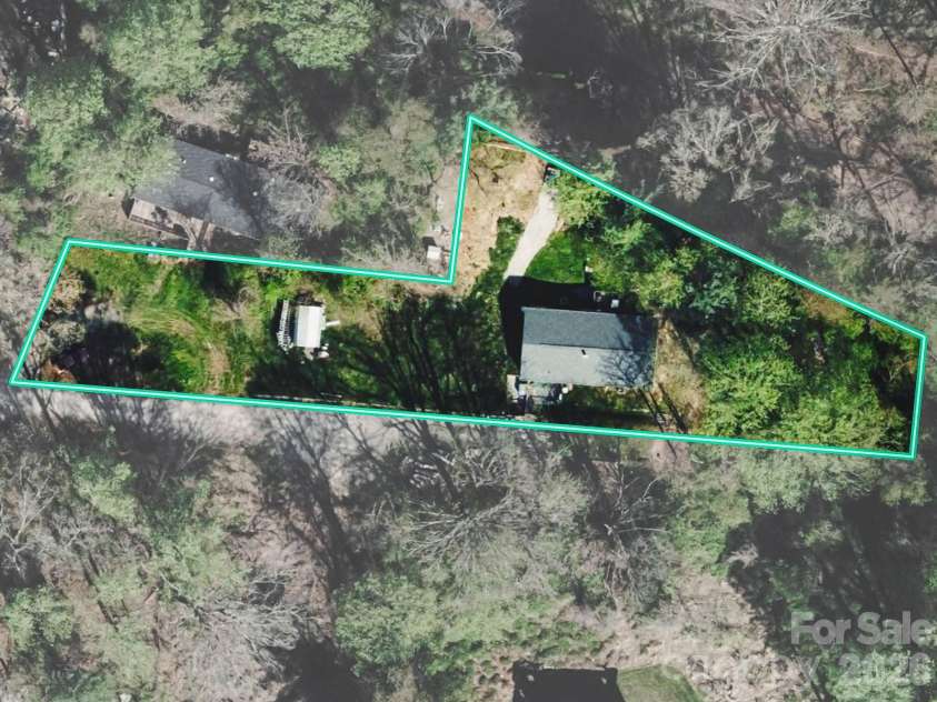 195 Shiloh Road, Asheville, NC 28803.  MLS# CAR4416952, YatesRealty ID 46192. 