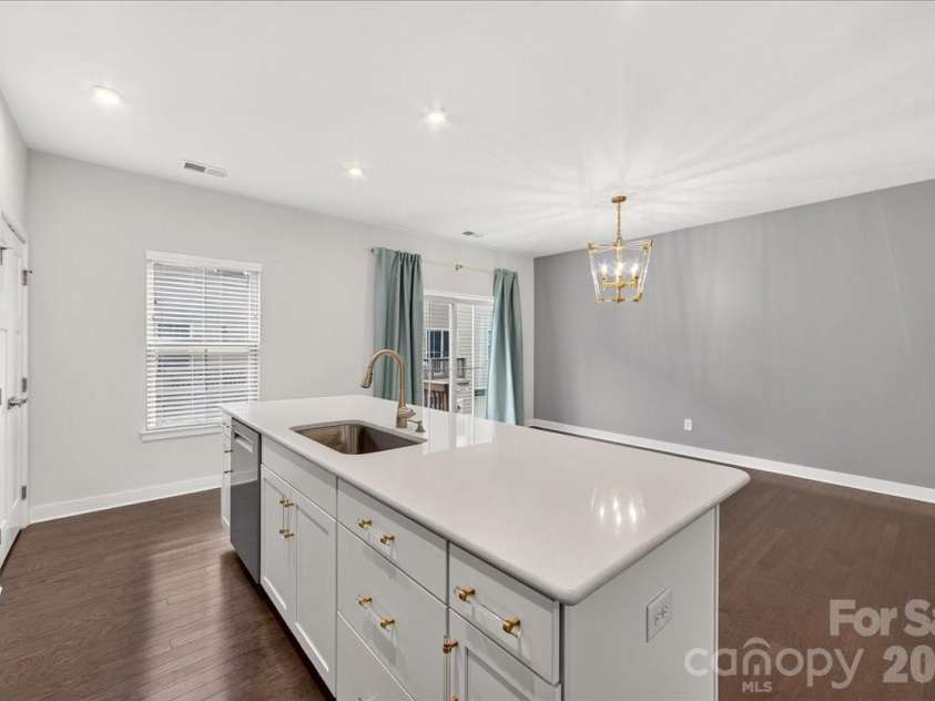 2017 Birchside Drive, Charlotte, NC 28205.  MLS# CAR4416800, YatesRealty ID 46193. 