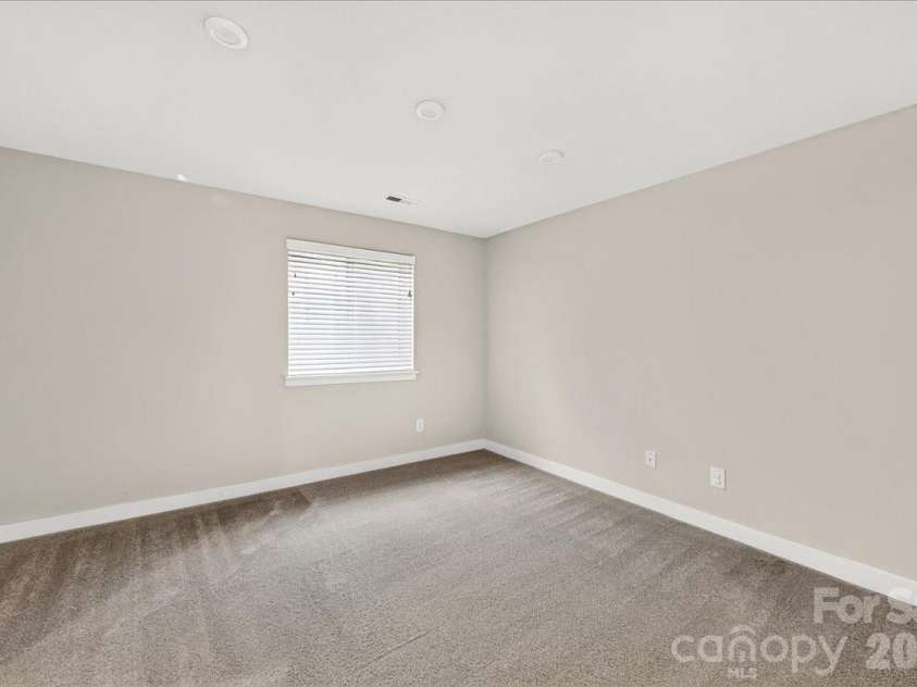 2017 Birchside Drive, Charlotte, NC 28205.  MLS# CAR4416800, YatesRealty ID 46193. 