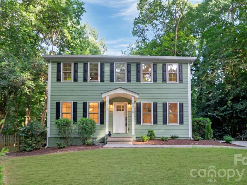 6316 Grove Park Boulevard, Charlotte, NC 28215.  MLS# CAR4415674, YatesRealty ID 46195. 
