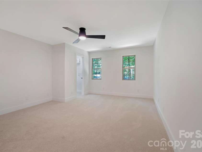 6316 Grove Park Boulevard, Charlotte, NC 28215.  MLS# CAR4415674, YatesRealty ID 46195. 