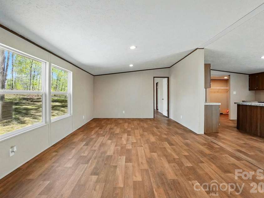110 Matthew Drive, Kings Mountain, NC 28086.  MLS# CAR4415833, YatesRealty ID 46196. 
