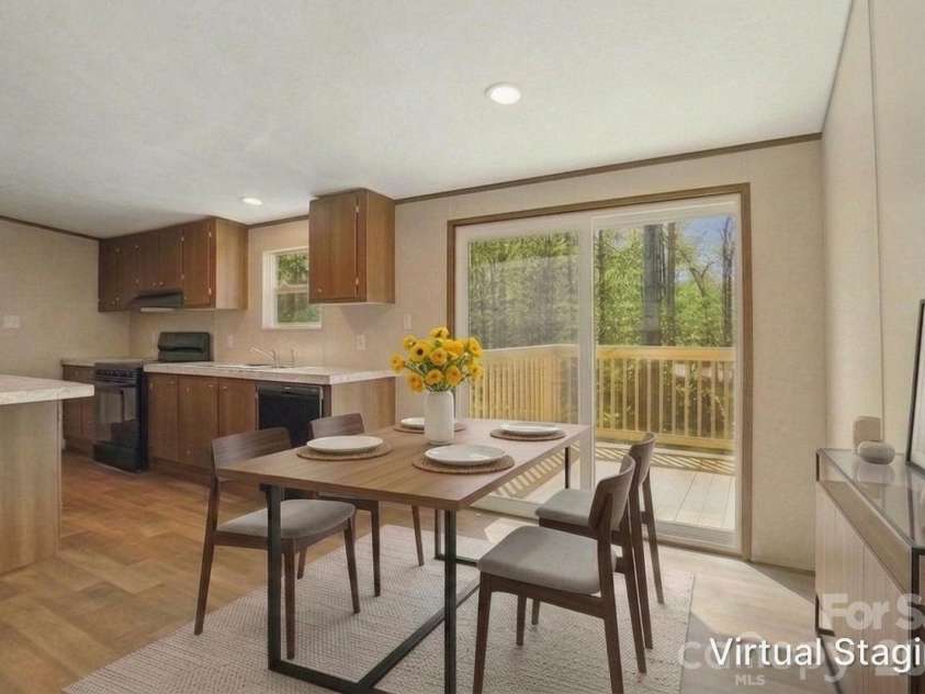 110 Matthew Drive, Kings Mountain, NC 28086.  MLS# CAR4415833, YatesRealty ID 46196. Dining Area