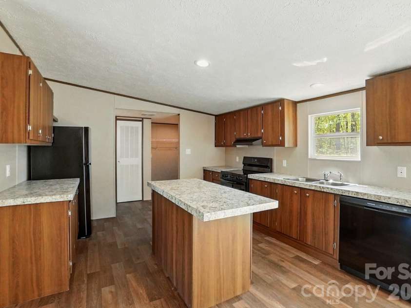 110 Matthew Drive, Kings Mountain, NC 28086.  MLS# CAR4415833, YatesRealty ID 46196. Kitchen w/ island