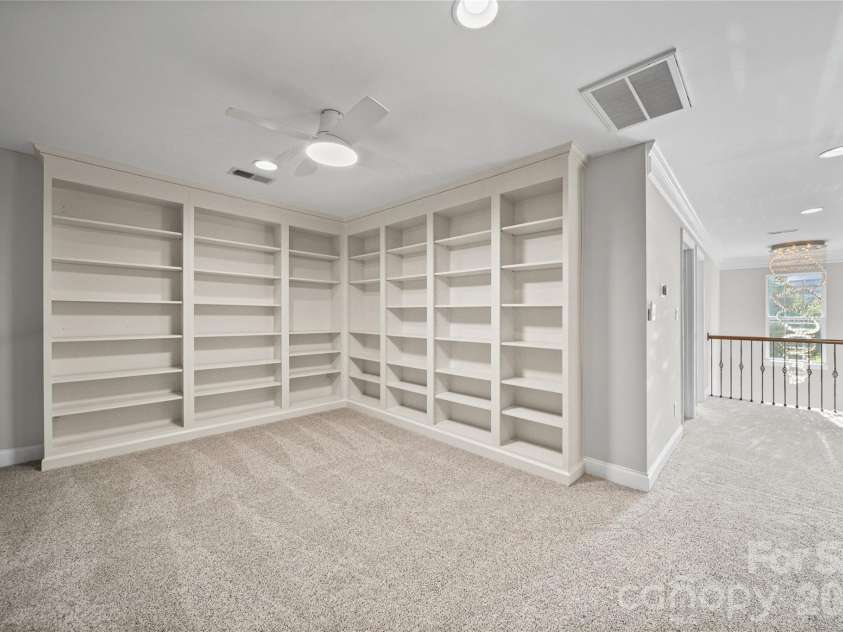 2246 Donnington Lane, Concord, NC 28027.  MLS# CAR4415770, YatesRealty ID 46197. Loft